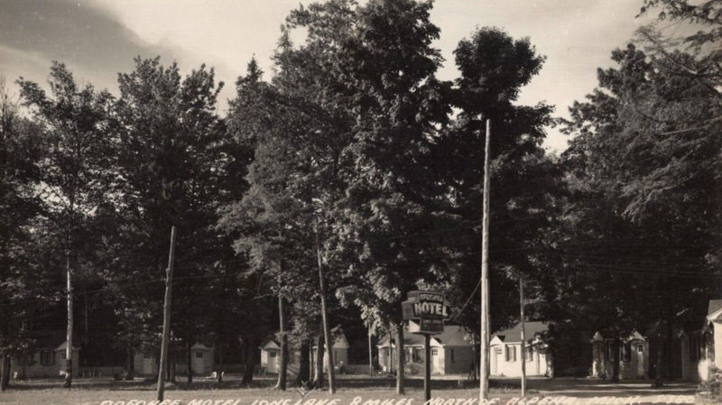 Opechee Motel (Opechee Resort, Opechees) - Vintage Postcard